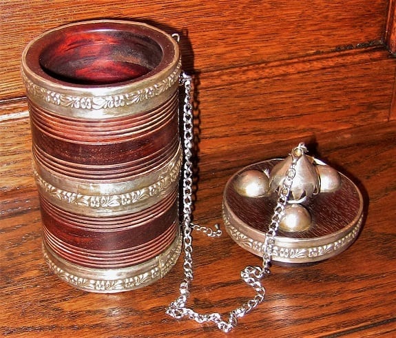 19C Anglo Indian Rosewood Caddy with Solid Silver Mounts (4)