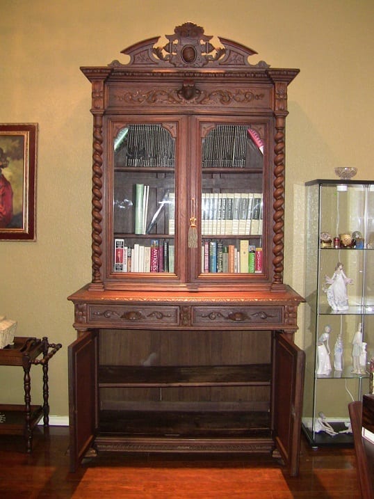 19C French Provincial Oak Hunt Bookcase