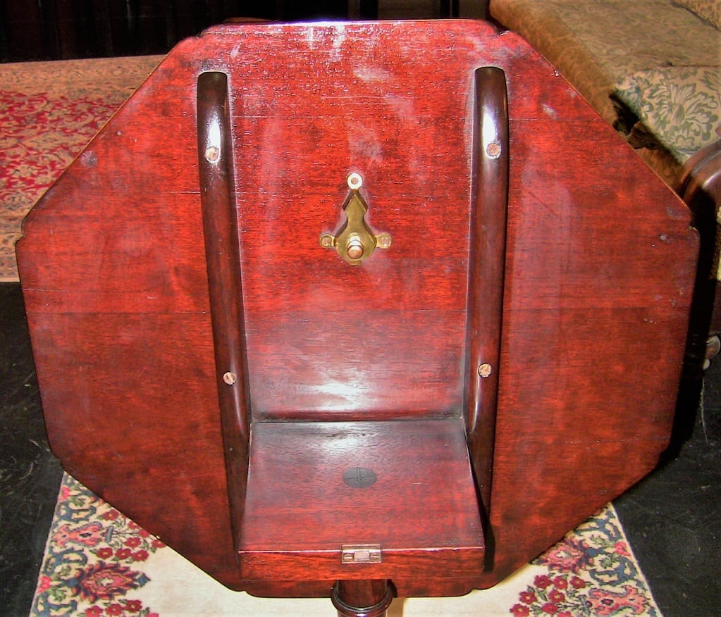 20C American Chinese Chippendale Tripod Tilt Top Table